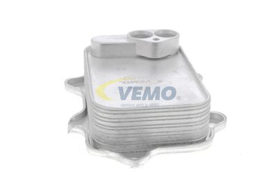 ÖLKüHLER MOTORöL VEMO V15606026 24
