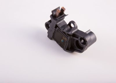 REGULATOR ALTERNATOR BOSCH 0272220733 19