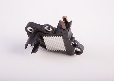REGULATOR ALTERNATOR BOSCH 0272220733 5