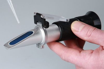Vorschau Frostschutz-/ Batteriesäureprüfgerät (Refraktometer) Ansicht 8