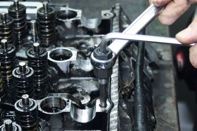 Odstraňovač šroubů KS TOOLS BT542000