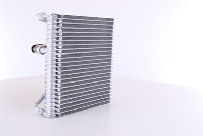 EVAPORATOR AER CONDITIONAT NISSENS 92339 18
