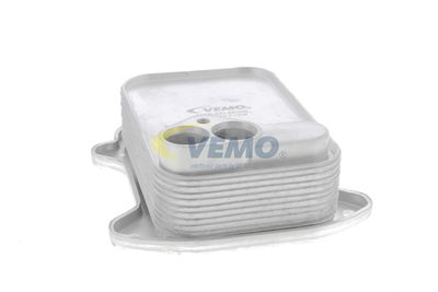 ÖLKüHLER MOTORöL VEMO V15606026 47