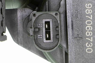 KüHLMITTELREGELVENTIL VEMO V10771043 1