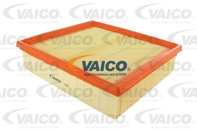 Воздушный фильтр VAICO V30-1820 для MERCEDES-BENZ GLA-CLASS