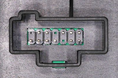 COMUTATOR MACARA GEAM VEMO V25730052 1