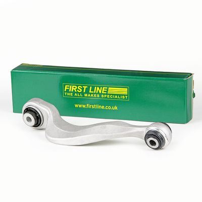 носач, окачване на колелата FIRST LINE FCA7923