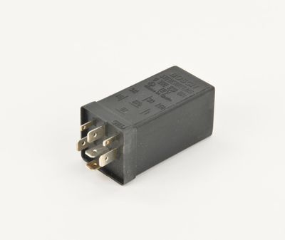 RELAIS KRAFTSTOFFPUMPE BOSCH 0280230001 7