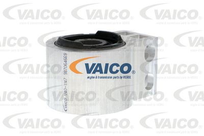 VAICO V40-1147 Сайлентблок рычага  для CHEVROLET  (Шевроле Волт)