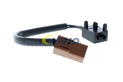 COMUTATOR ACTIONARE AMBREIAJ (TEMPOMAT) VEMO V22730020 52