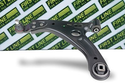 носач, окачване на колелата FIRST LINE FCA7983