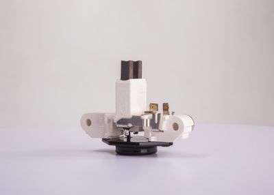 REGULATOR ALTERNATOR BOSCH 1197311212 6