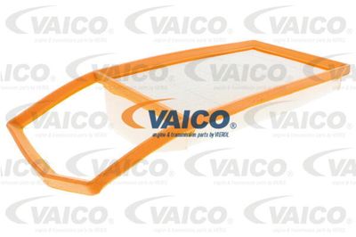 Воздушный фильтр VAICO V24-0577 для FIAT 500X