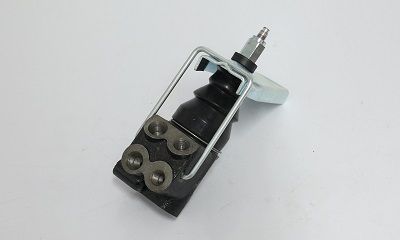 AUTO CYLINDERS Brake Force Regulator
