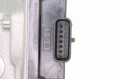 DROSSELKLAPPENSTUTZEN VEMO V46810001 1