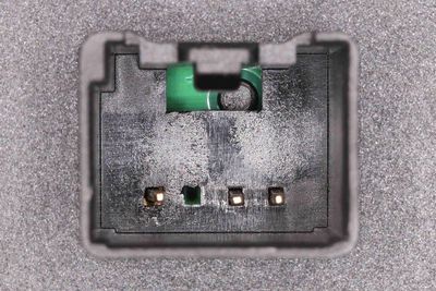 COMUTATOR MACARA GEAM VEMO V25730146 1