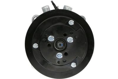 Airconditioning compressor 12V past: DEUTZ FAHR D 10006, D 12006, D 13006, D 15, D 160 06, D 25, D 25 S, D 2506, D 2807, D 30, D 30 S, D 3006, D 3607, D 40, D 4005, D 4006, D 4007, D 40L, D 40S