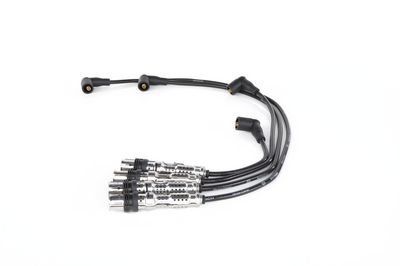 Ontstekingskabelset past: VW BORA, BORA I, CADDY III, GOLF IV, JETTA IV, NEW BEETLE, TOURAN 2.0/2.0CNG 01.98-12.17