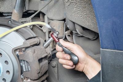 Vigor V7471/17 Sada přípravků na odvzdušňování brzd