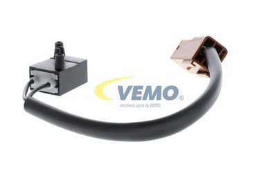 COMUTATOR ACTIONARE AMBREIAJ (TEMPOMAT) VEMO V22730020 36