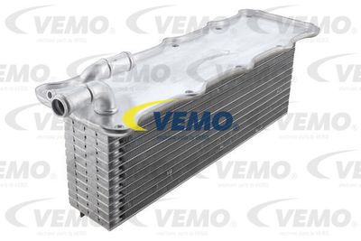 Интеркулер VEMO V15-60-0004 для VW CC