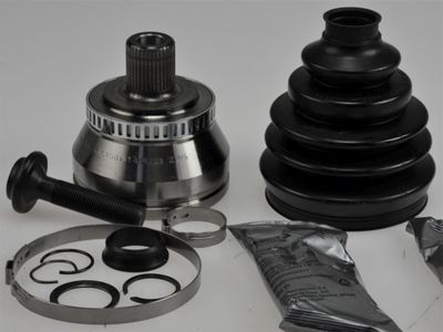 GELENKSATZ ANTRIEBSWELLE