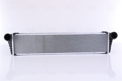 NISSENS 63798 Радиатор охлаждения двигателя  для PORSCHE CAYMAN (Порш Каман)