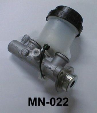 Главный тормозной цилиндр AISIN MN-022 для NISSAN PICK UP