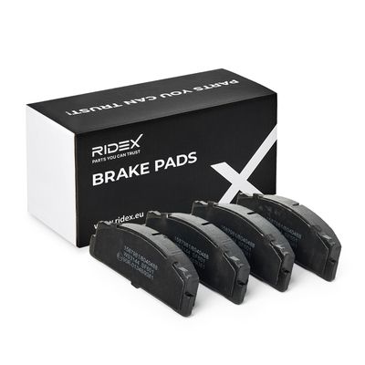 комплект спирачно феродо, дискови спирачки RIDEX 402B0452