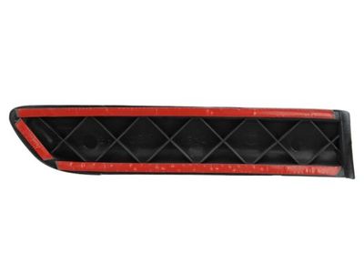 Garneerstroken voor spatbord Achterin. Links (voor het schilderen) past: FIAT PUNTO II 188 3D 09.99-09.03
