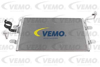VEMO V15-62-1005 Радіатор кондиціонера 