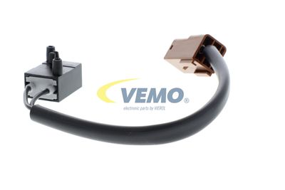 COMUTATOR ACTIONARE AMBREIAJ (TEMPOMAT) VEMO V22730020 35