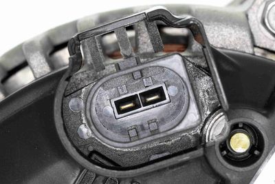 GENERATOR / ALTERNATOR VEMO V101350042 1