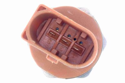 SENSOR KRAFTSTOFFDRUCK VEMO V107211361 1
