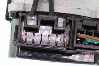 WISCHERMOTOR VEMO V24070032 1