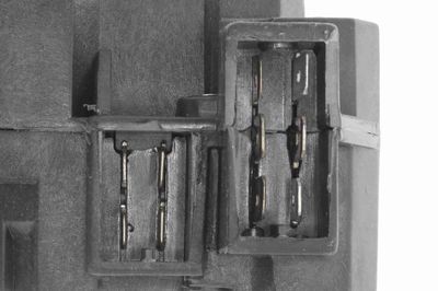 BLOC LUMINI DE CONTROL VEMO V46800009 1