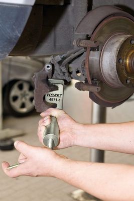 Hazet Vnitřní nástrčný klíč SW12mm pro brzdové třmeny KNORR-BREMSE 4971-1