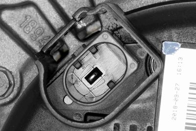 GENERATOR VEMO V101350013 1