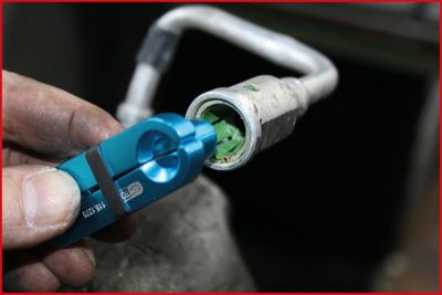 ENTRIEGELUNGSWERKZEUGSATZ KRAFTSTOFFLEITUNG KS TOOLS 1151285 2