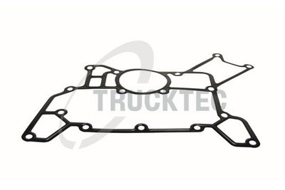 TRUCKTEC AUTOMOTIVE Tarpiklis, alyvos aušintuvas