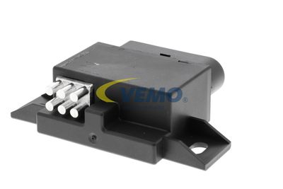 RELEU POMPA COMBUSTIBIL VEMO V15710069 40
