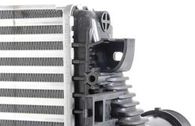 LADELUFTKüHLER MAHLE CI371000P 9