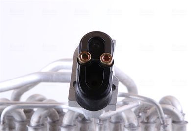 EVAPORATOR AER CONDITIONAT NISSENS 92135 4