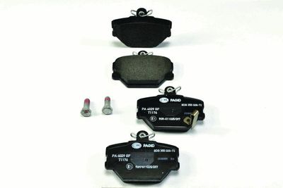 Комплект тормозных колодок, дисковый тормоз HELLA 8DB 355 008-721 для SMART ROADSTER