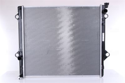NISSENS 646863 Радиатор охлаждения двигателя  для TOYOTA FJ CRUISER (Тойота Фж круисер)