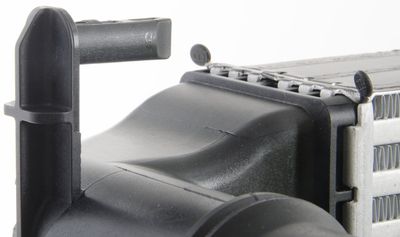 LADELUFTKüHLER MAHLE CI363000P 7