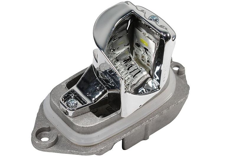 This part match OEM code: 63 11 7 370 000