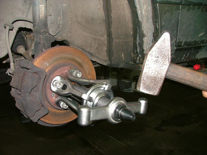 KS TOOLS 700.1400 Propshaft Ejector/Wheel Hub Puller Flange