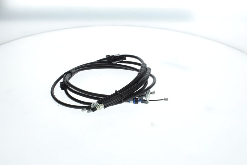 This part match OEM code: 1721768