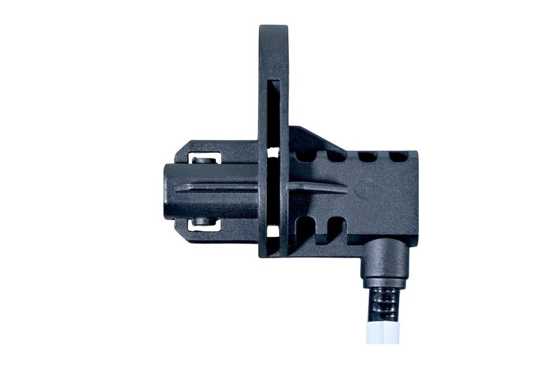 This part match OEM code: 95670 1R000